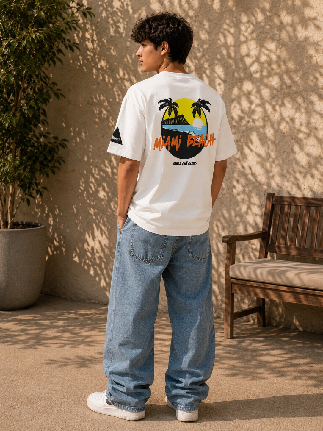 Miami Beach Graphic Drop Shoulder T-Shirt – White