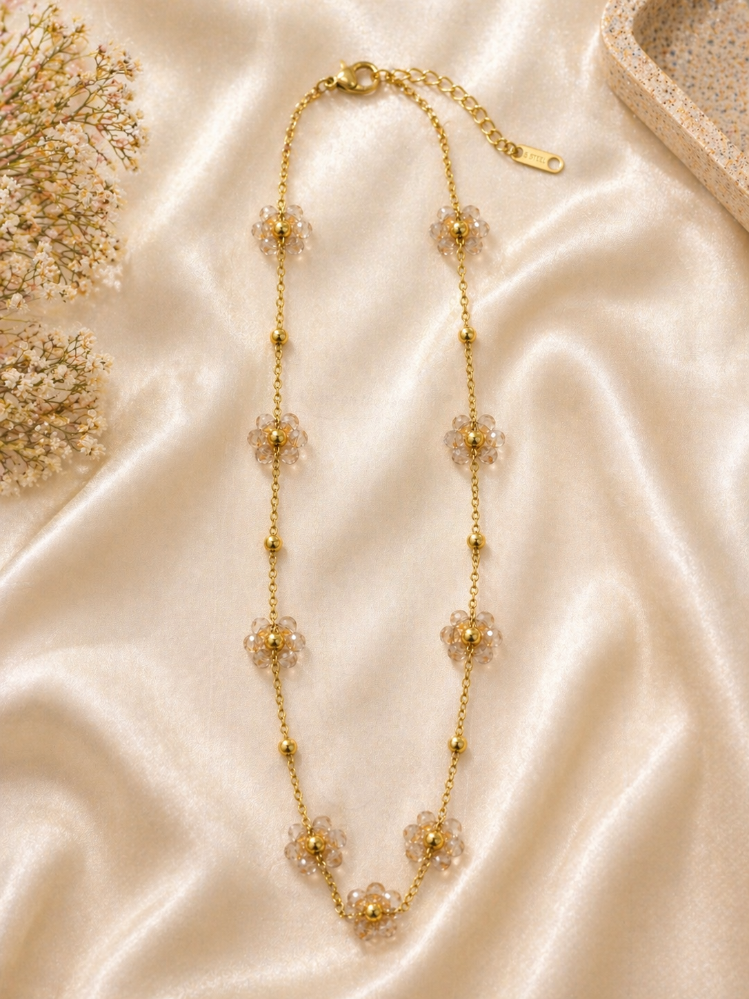 Safar Daisy Bloom Necklace Collection