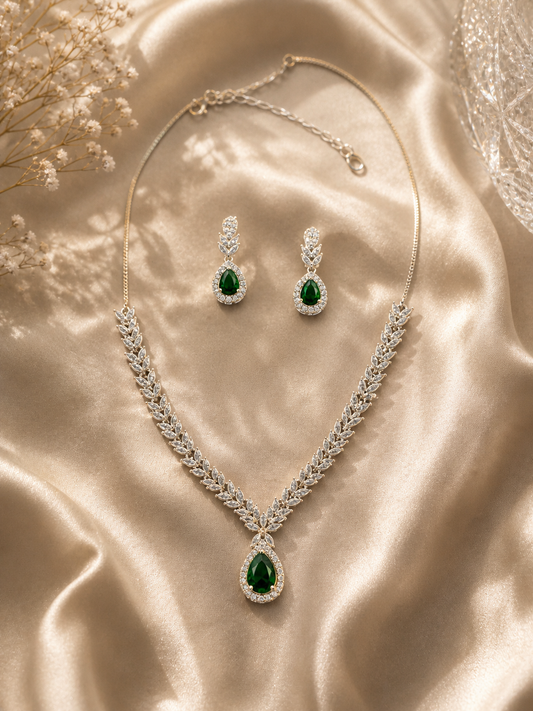 Emerald Elegance Necklace & Earrings Set