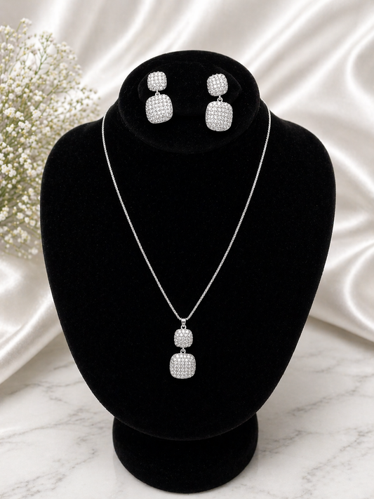 Luxe Sparkle Pendant Set