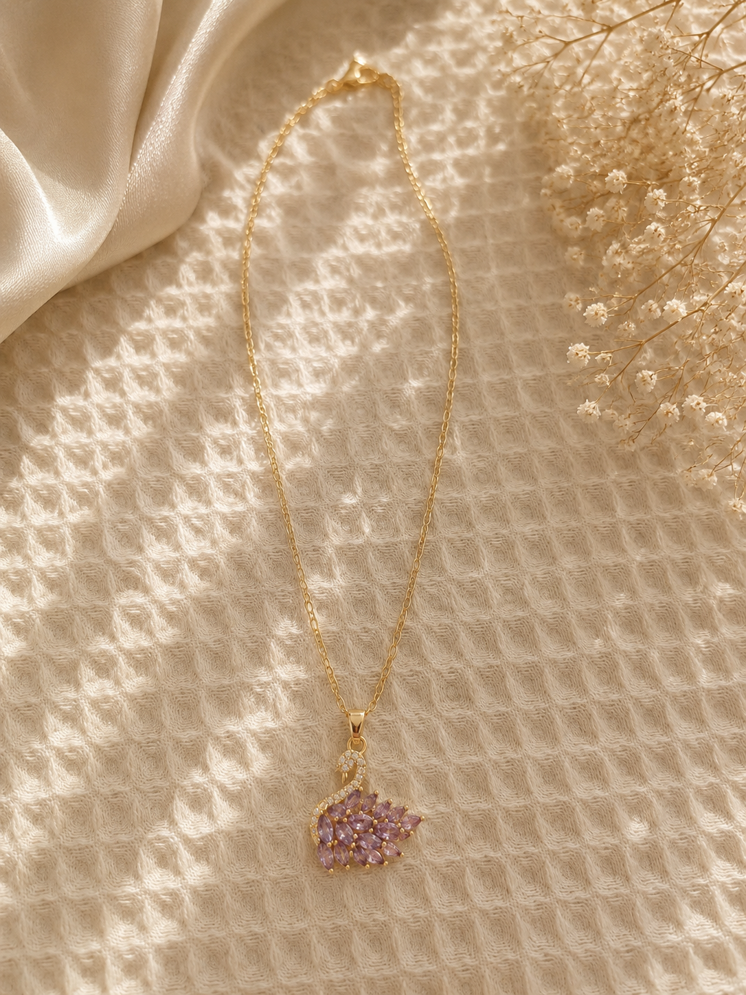 Safar Swan Grace Necklace