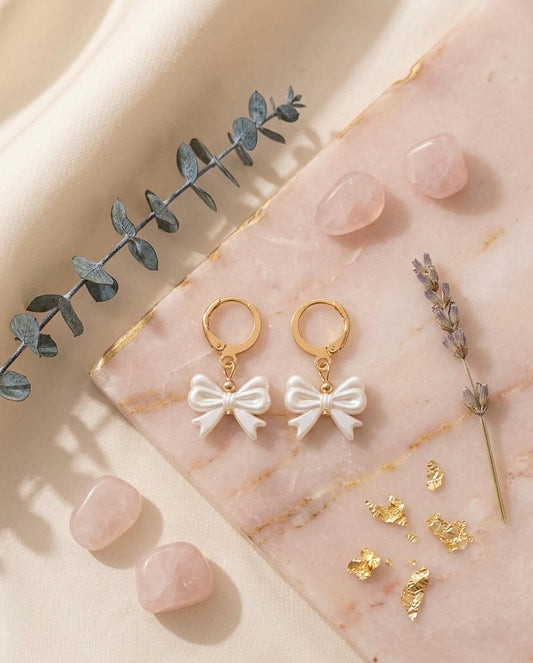 🎀 Pearl Bow Hoop Earrings