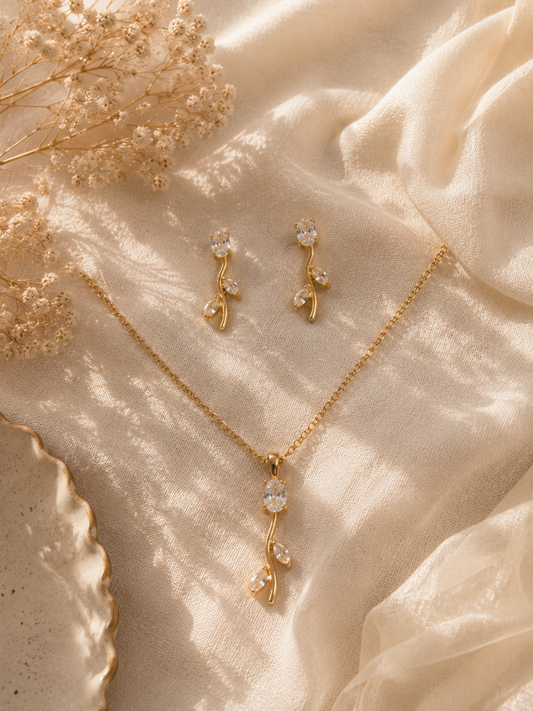 Tulip Bloom Necklace Set